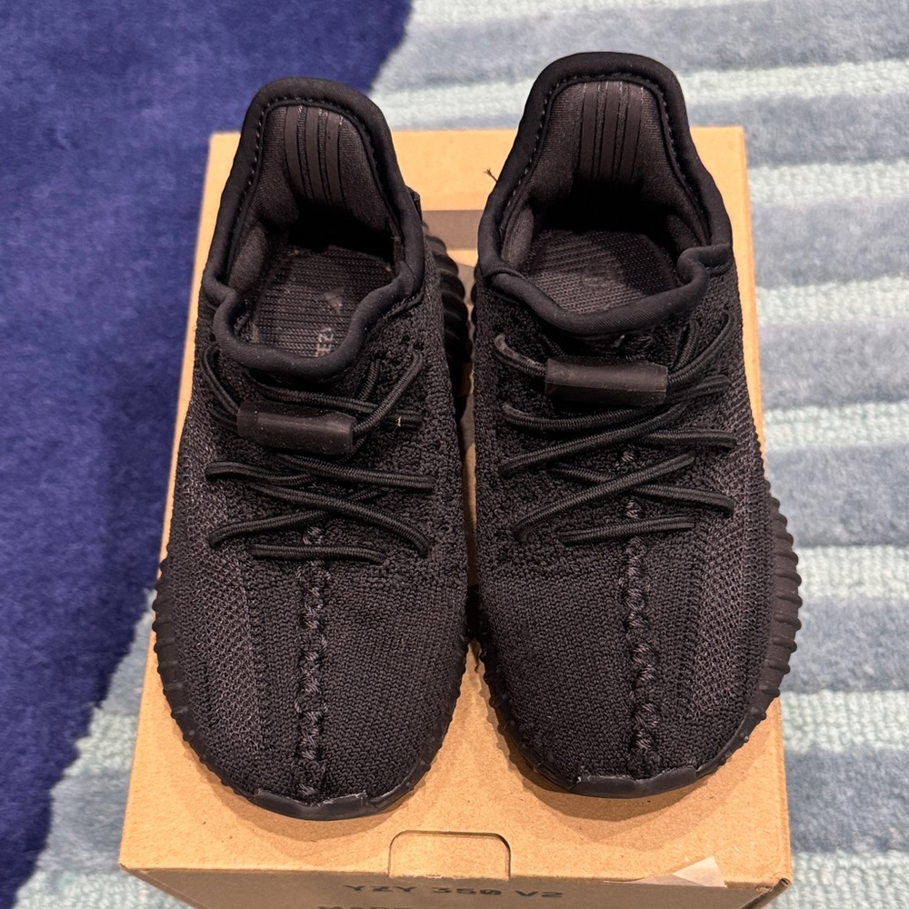 Yeezy Boost 350 V2 Infant